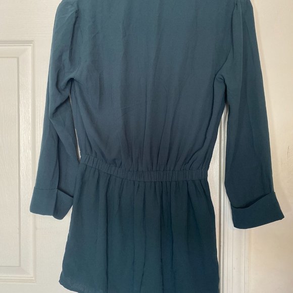 Green Long Sleeve Collared Romper - Picture 6 of 8